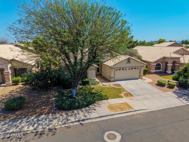5253 W FRIER Drive, Glendale, AZ 85301