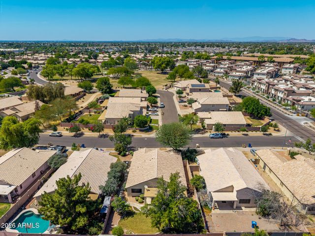 5253 W FRIER Drive, Glendale, AZ 85301