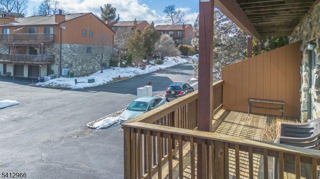 16 Brookside Hts G, Wanaque Boro, NJ 07465