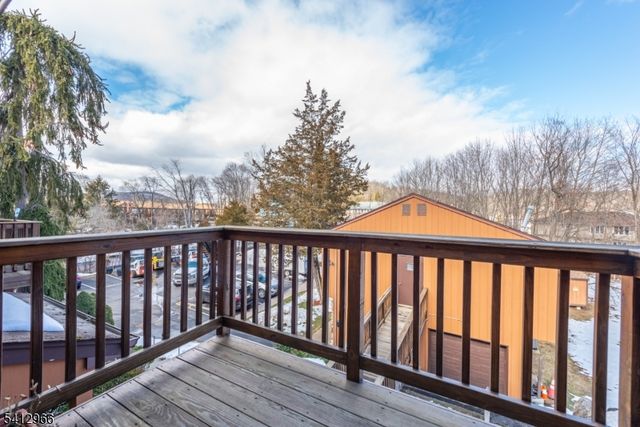 16 Brookside Hts G, Wanaque Boro, NJ 07465