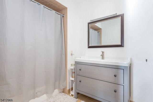 16 Brookside Hts G, Wanaque Boro, NJ 07465