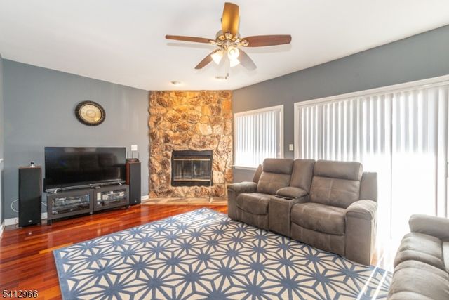 16 Brookside Hts G, Wanaque Boro, NJ 07465