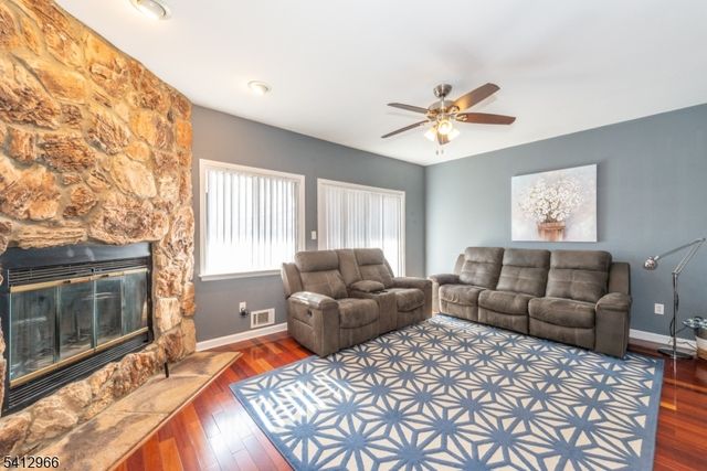 16 Brookside Hts G, Wanaque Boro, NJ 07465