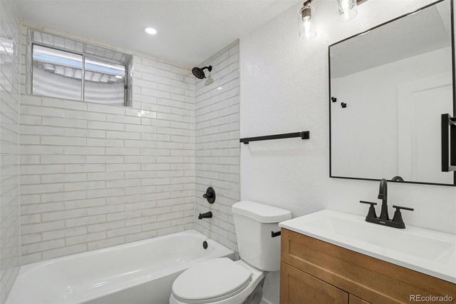 6163 W 78th Avenue, Arvada, CO 80003