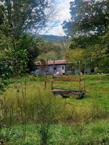 798 Nickajack Road, Trenton, GA 30752