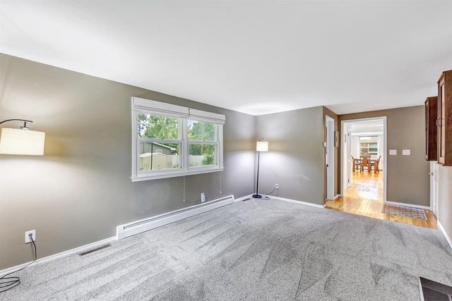 505 WAUBAUNUQUA TRAIL, De Pere, WI 54115