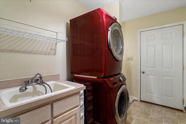 273 HICKORY LN, Augusta, WV 26704