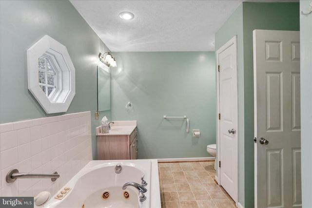 273 HICKORY LN, Augusta, WV 26704