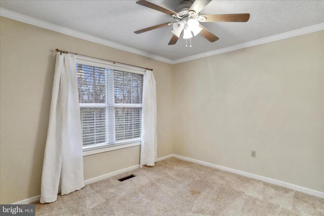 273 HICKORY LN, Augusta, WV 26704