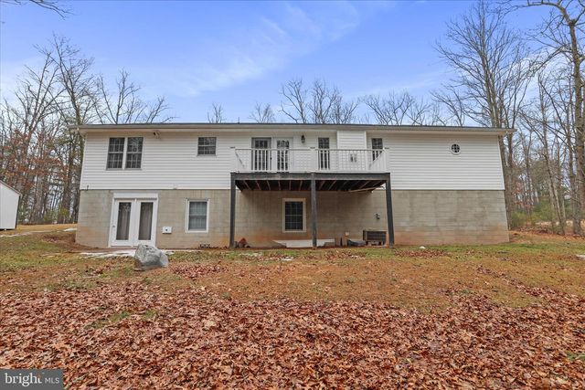 273 HICKORY LN, Augusta, WV 26704