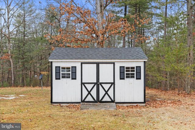 273 HICKORY LN, Augusta, WV 26704