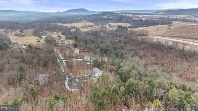 273 HICKORY LN, Augusta, WV 26704