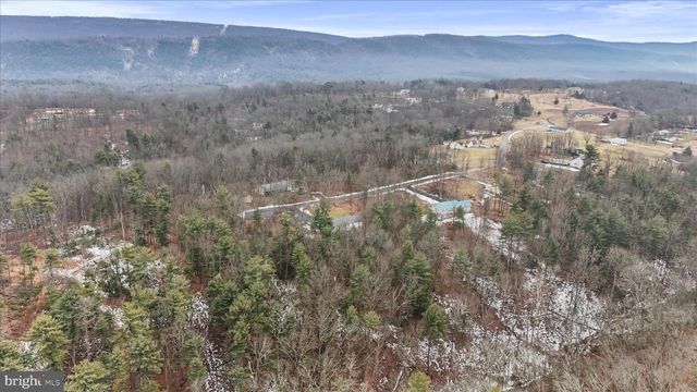 273 HICKORY LN, Augusta, WV 26704