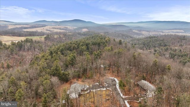 273 HICKORY LN, Augusta, WV 26704