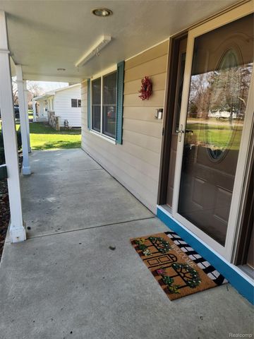 6103 Trenton Drive, Flint Charter Township, MI 48532
