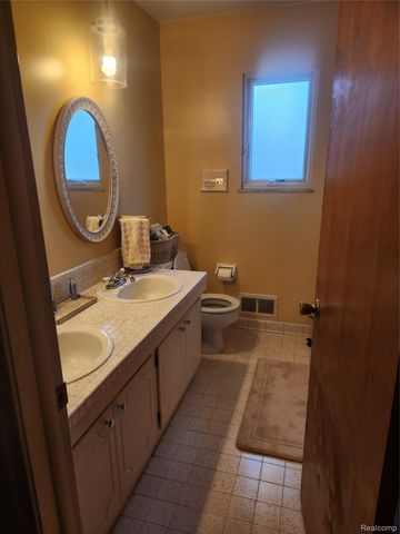 6103 Trenton Drive, Flint Charter Township, MI 48532