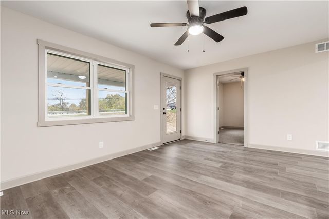 7115 East Pike, Zanesville, OH 43701