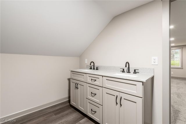 7115 East Pike, Zanesville, OH 43701