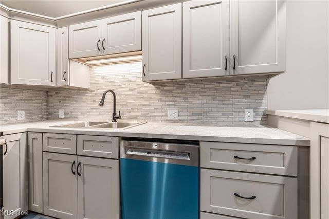 7115 East Pike, Zanesville, OH 43701