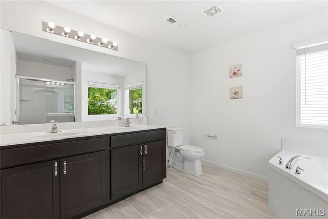 148 Wholesome Way, St Charles, MO 63304