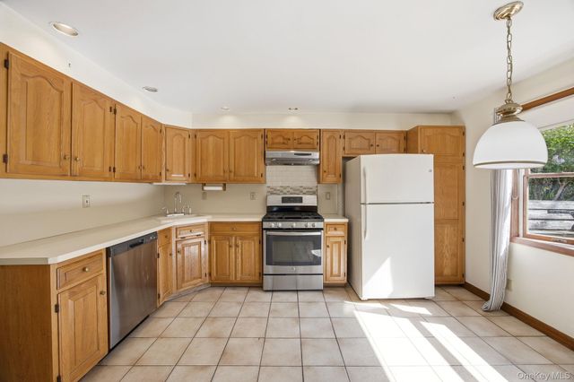 35-19 165th Street, Flushing, NY 11358