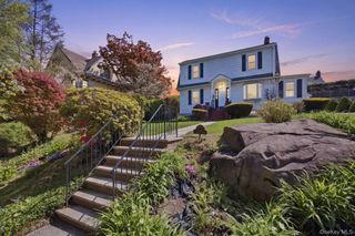 35-19 165th Street, Flushing, NY 11358