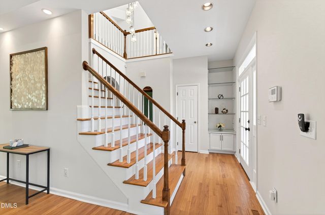 107 Callard Run, Chapel Hill, NC 27514