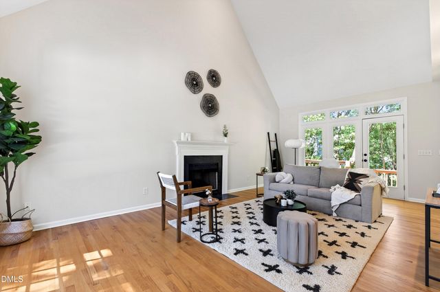 107 Callard Run, Chapel Hill, NC 27514