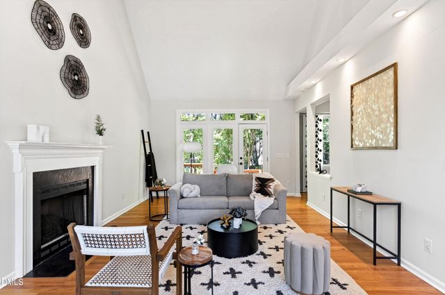 107 Callard Run, Chapel Hill, NC 27514