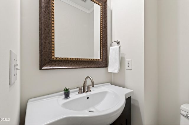 107 Callard Run, Chapel Hill, NC 27514