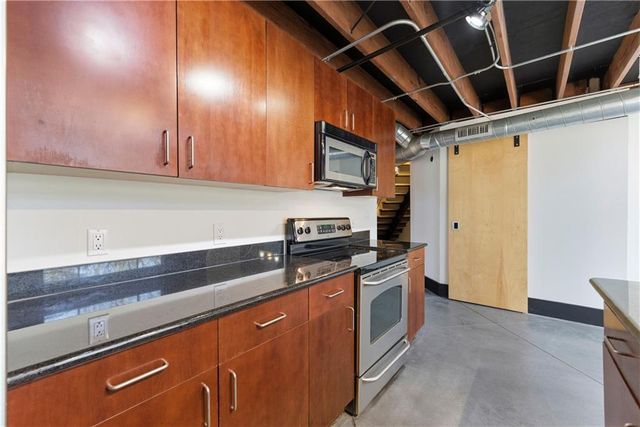 319 Atlanta SE Street 318, Marietta, GA 30060