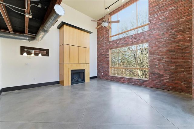 319 Atlanta SE Street 318, Marietta, GA 30060