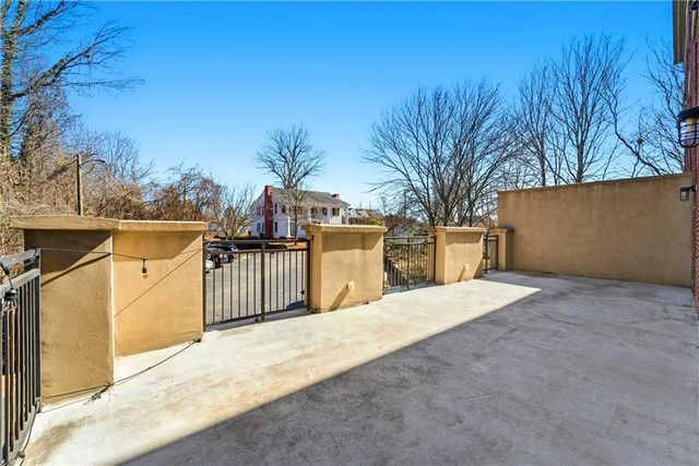 319 Atlanta SE Street 318, Marietta, GA 30060