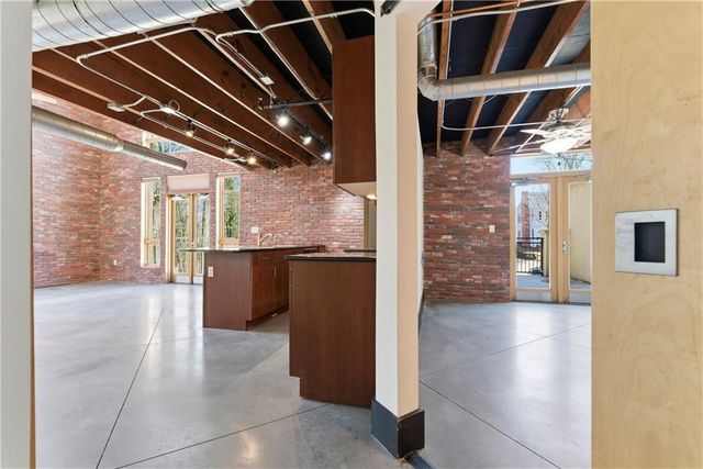 319 Atlanta SE Street 318, Marietta, GA 30060