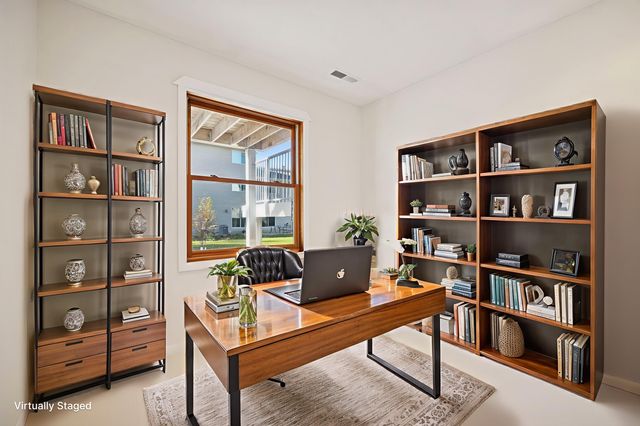 4143 Meadowlark Point, Eagan, MN 55122