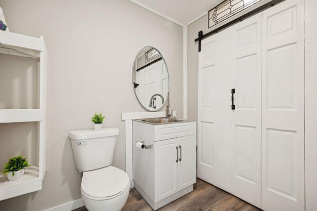 4143 Meadowlark Point, Eagan, MN 55122