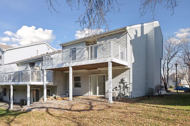 4143 Meadowlark Point, Eagan, MN 55122