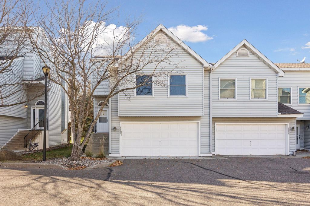 4143 Meadowlark Point, Eagan, MN 55122
