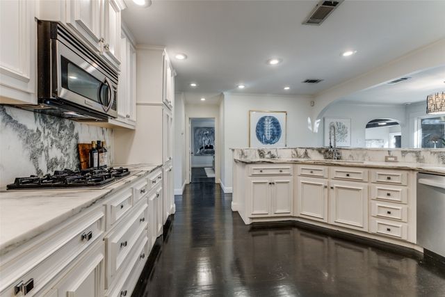 3778 Shorecrest Drive, Dallas, TX 75209