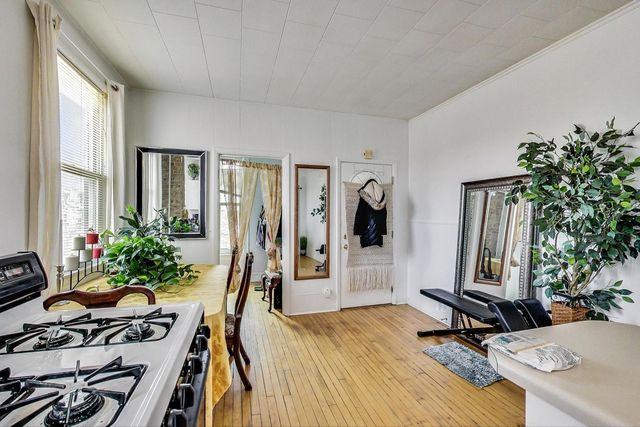 25 Webster Avenue, Highwood, IL 60040