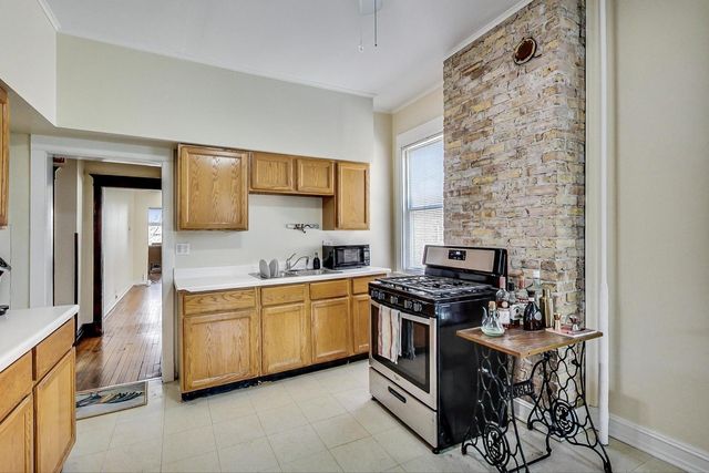 25 Webster Avenue, Highwood, IL 60040