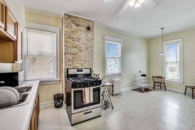 25 Webster Avenue, Highwood, IL 60040