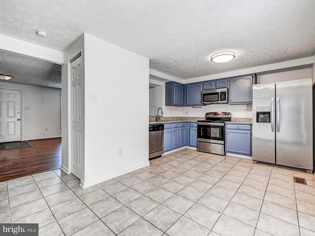 16 TURNMILL CT, Nottingham, MD 21236