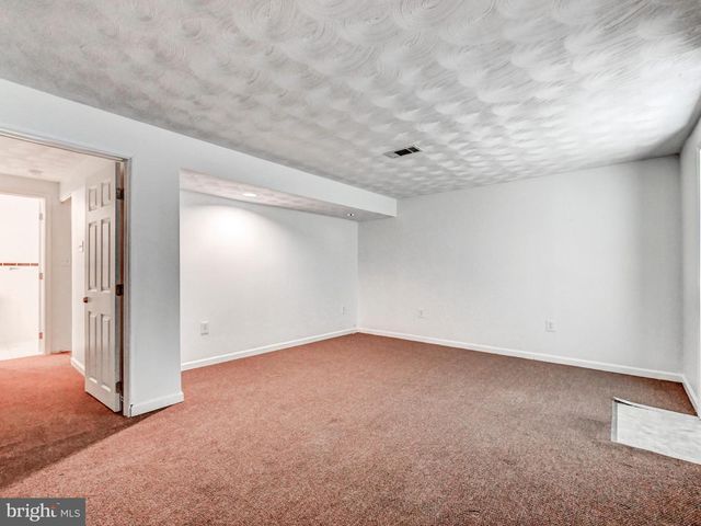 16 TURNMILL CT, Nottingham, MD 21236