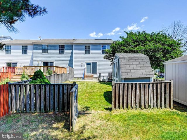 16 TURNMILL CT, Nottingham, MD 21236