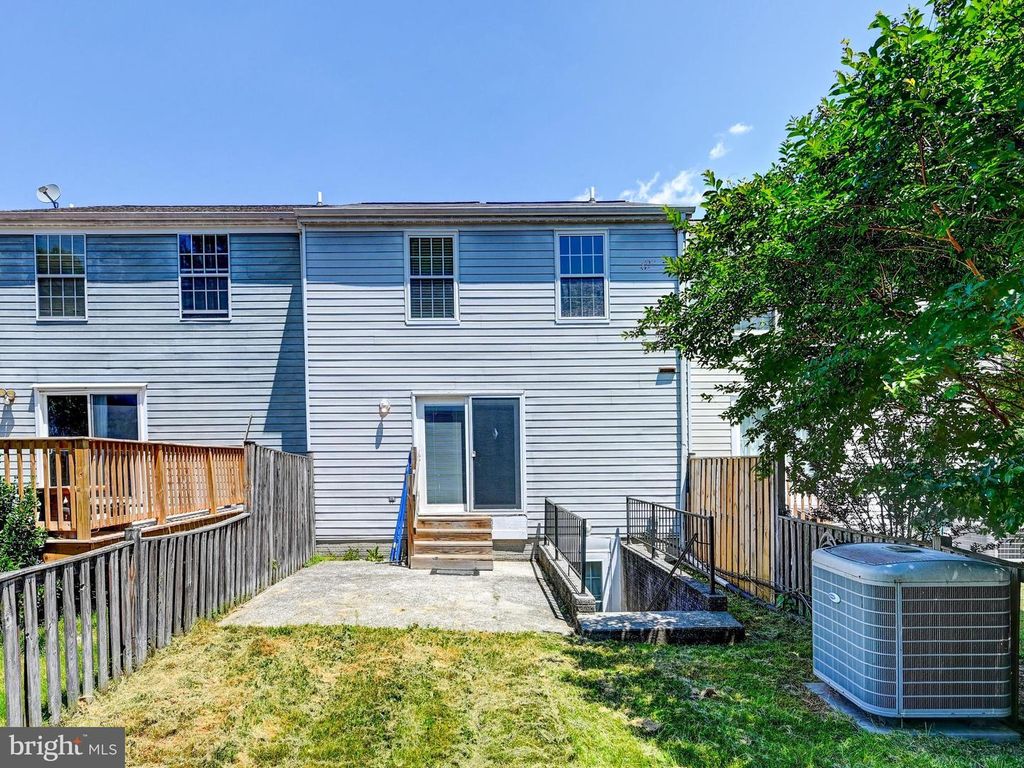 Image 28 of property listing at 16 TURNMILL CT, Nottingham, MD 21236