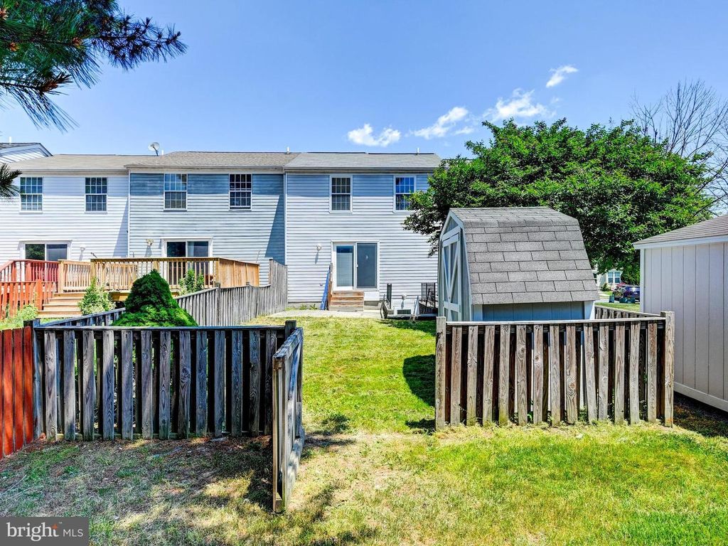 Image 29 of property listing at 16 TURNMILL CT, Nottingham, MD 21236