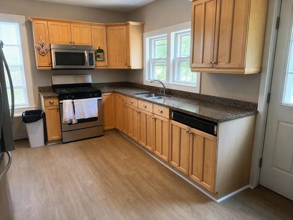 1327 US-1, York, ME 03902 — photo 4