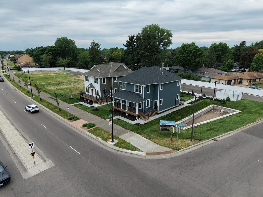 6043 Brooklyn Boulevard, Brooklyn Center, MN 55429 — exterior