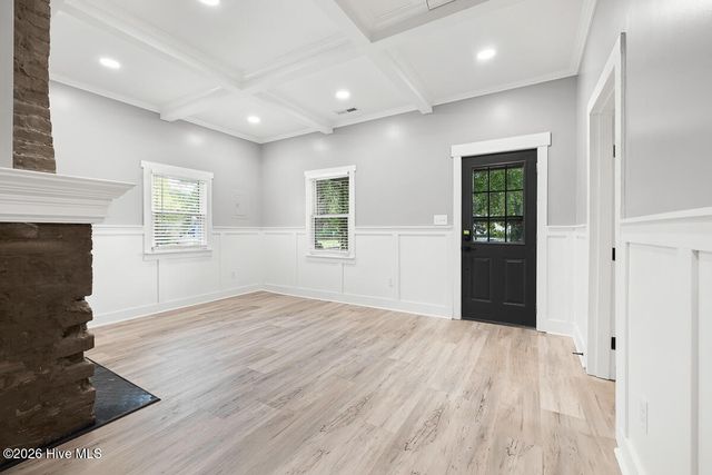 704 S 3rd Street, Wilmington, NC 28401